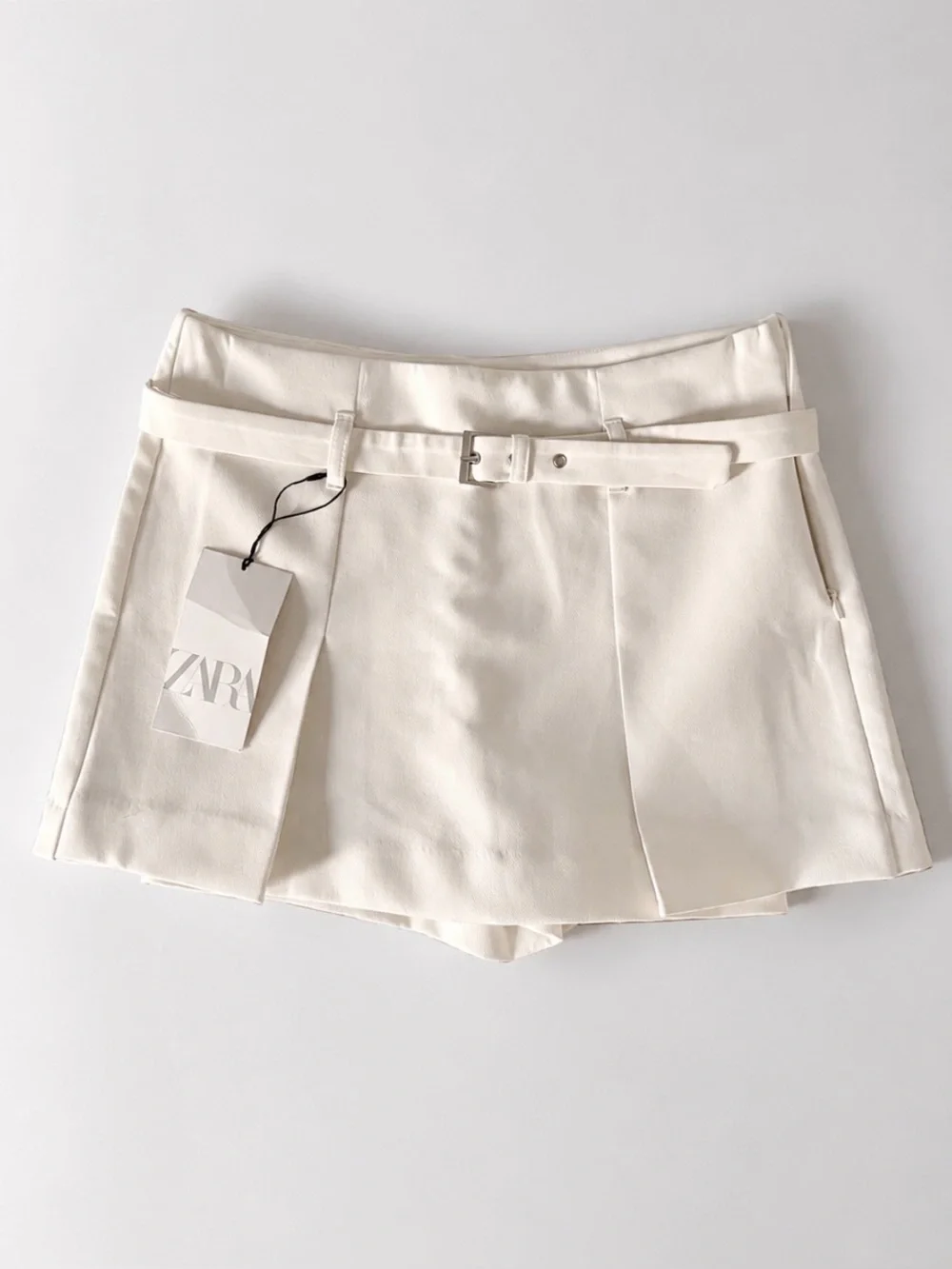 Zara White Skort NWT